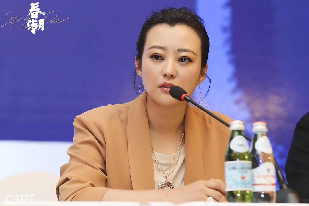 “文艺女神”郝蕾新片深度解析中国式母女，戳