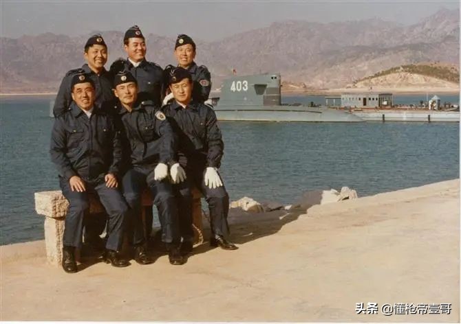 正戴像和尚，歪戴像流氓！短命军帽遭中国官兵