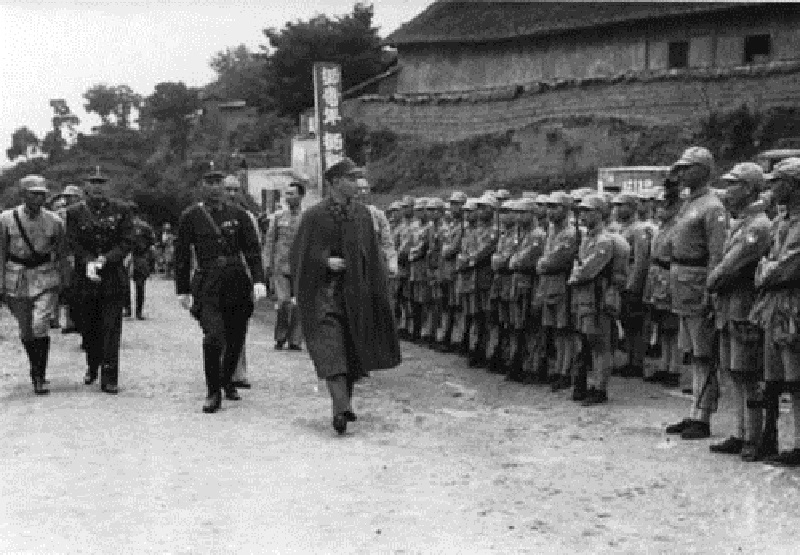 1961年陈赓大将去世，蒋介石在台湾亲设灵堂痛哭：没有他就没有我