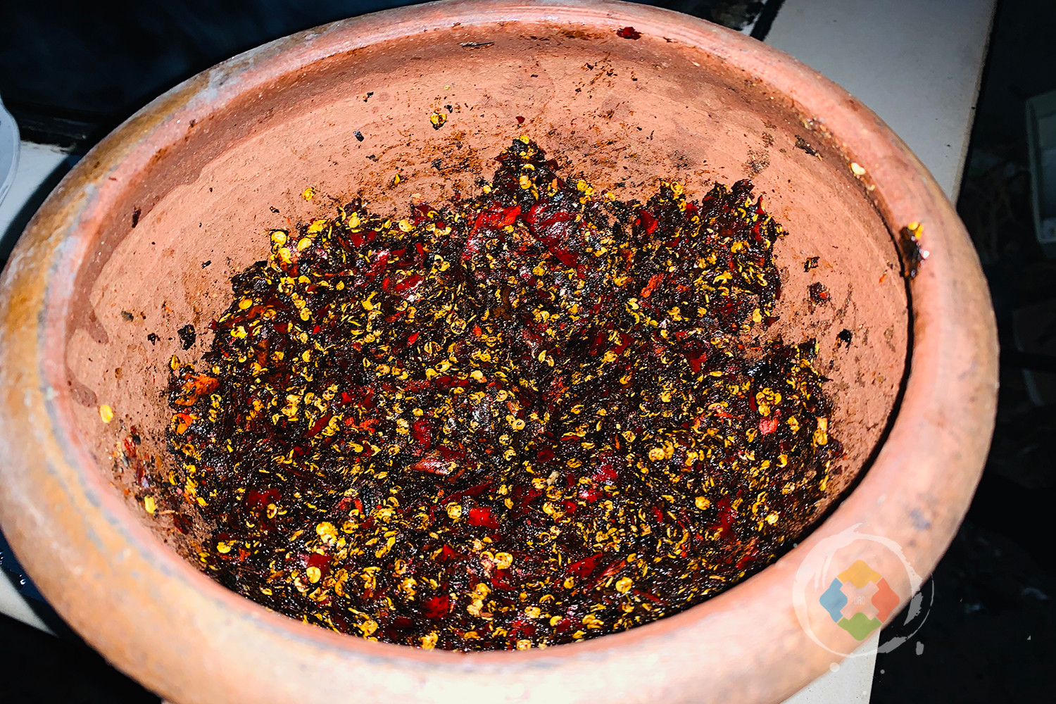 糊辣壳来自重庆丰都？一碗黑乎乎的小面，却是满满的家乡味道