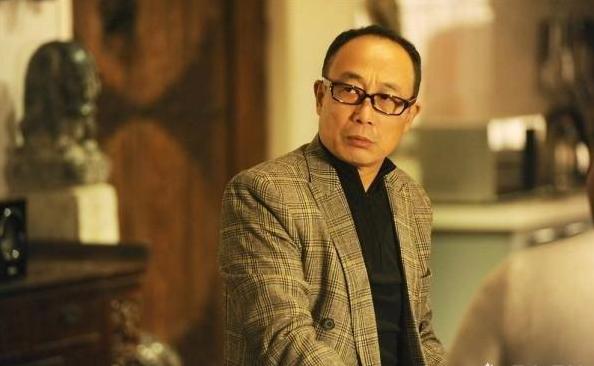 他炮轰冯小刚，怒怼范冰冰，娶张丰毅前妻，继