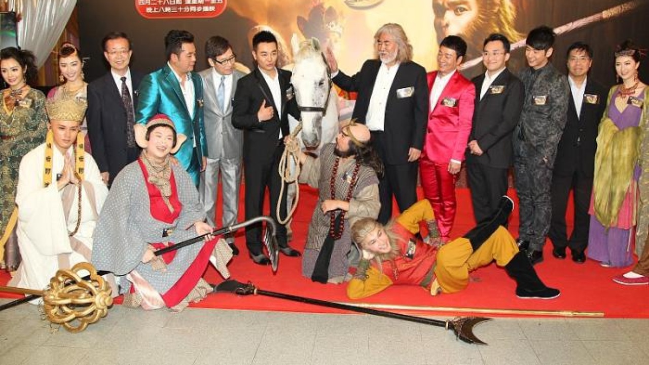 2016年，张纪中和妻子樊馨蔓离婚被分走3亿，如今