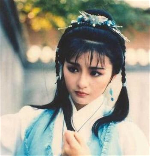 金庸唯一没被翻拍的作品，导演：因2位女主描述太完美，没人敢演