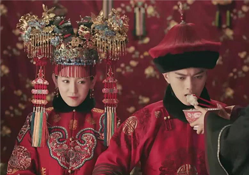 别被《延禧攻略》骗了：历史上傅恒只爱一人，