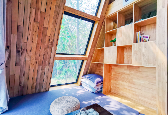 回乡务农却成为网红，稻田里的三角木屋民宿，房费上千仍一房难求