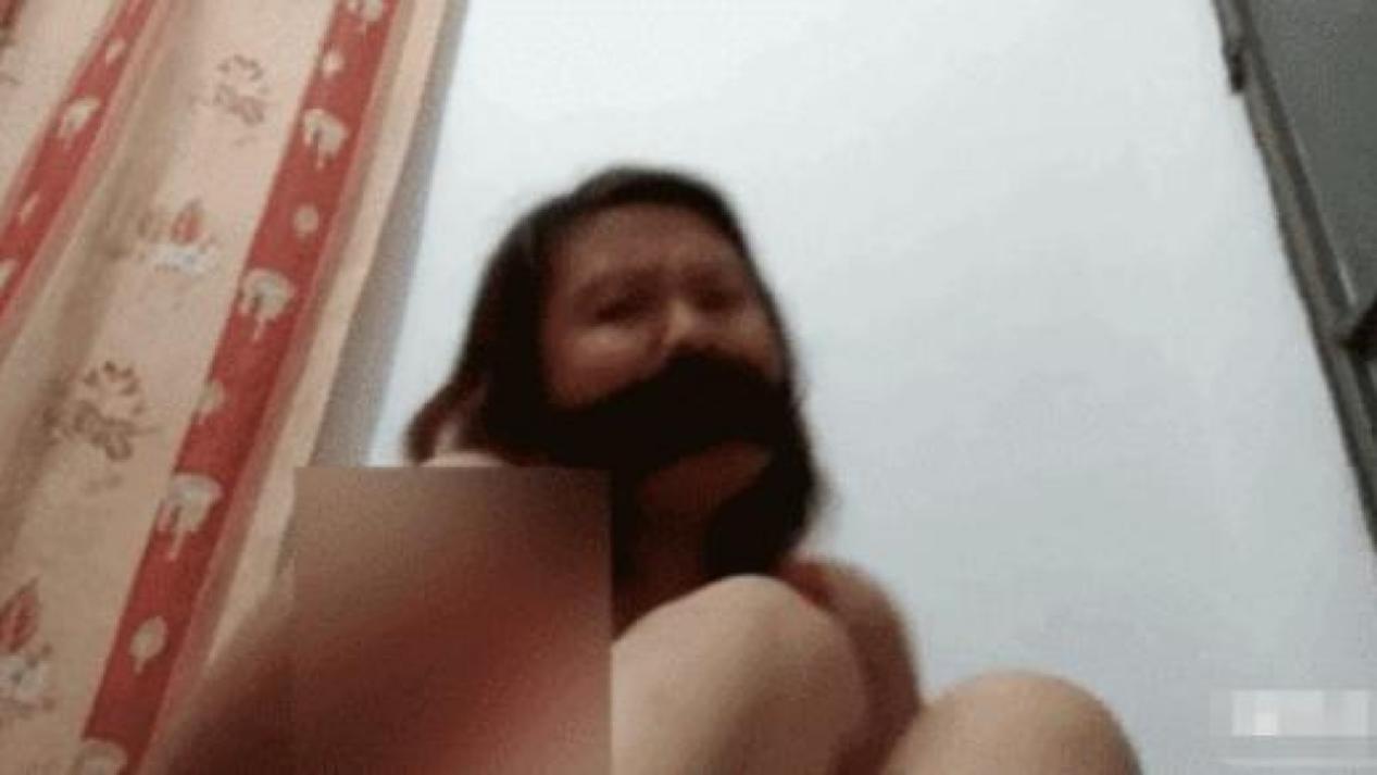 女子绑住自己，给亲生儿子发送"赤身视频&