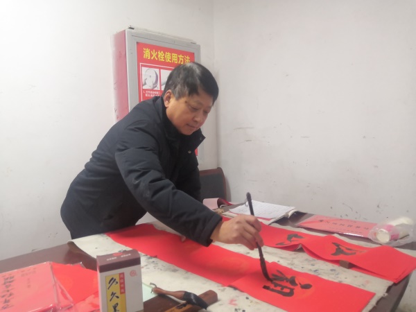 �ձ��黭�о�Ժ������������ҵΪ����д����