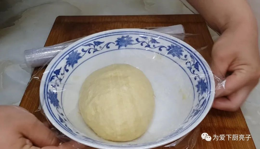 千層小糖餅做法，全程不用燙麵，鬆軟香甜又解饞，沒烤箱也能成功