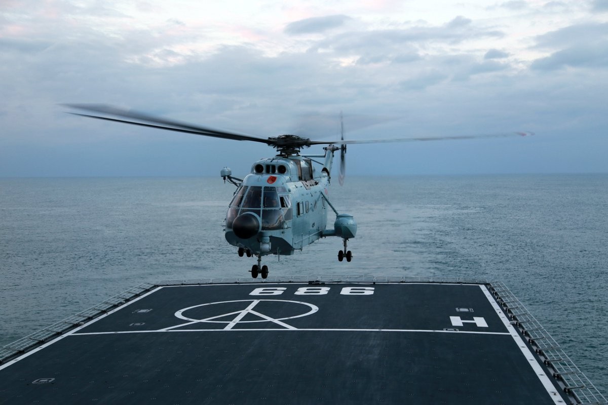 ��ž�071�͵�½���ߵ��ж���̨�庣Ͽ�ϲ���֣�����������������