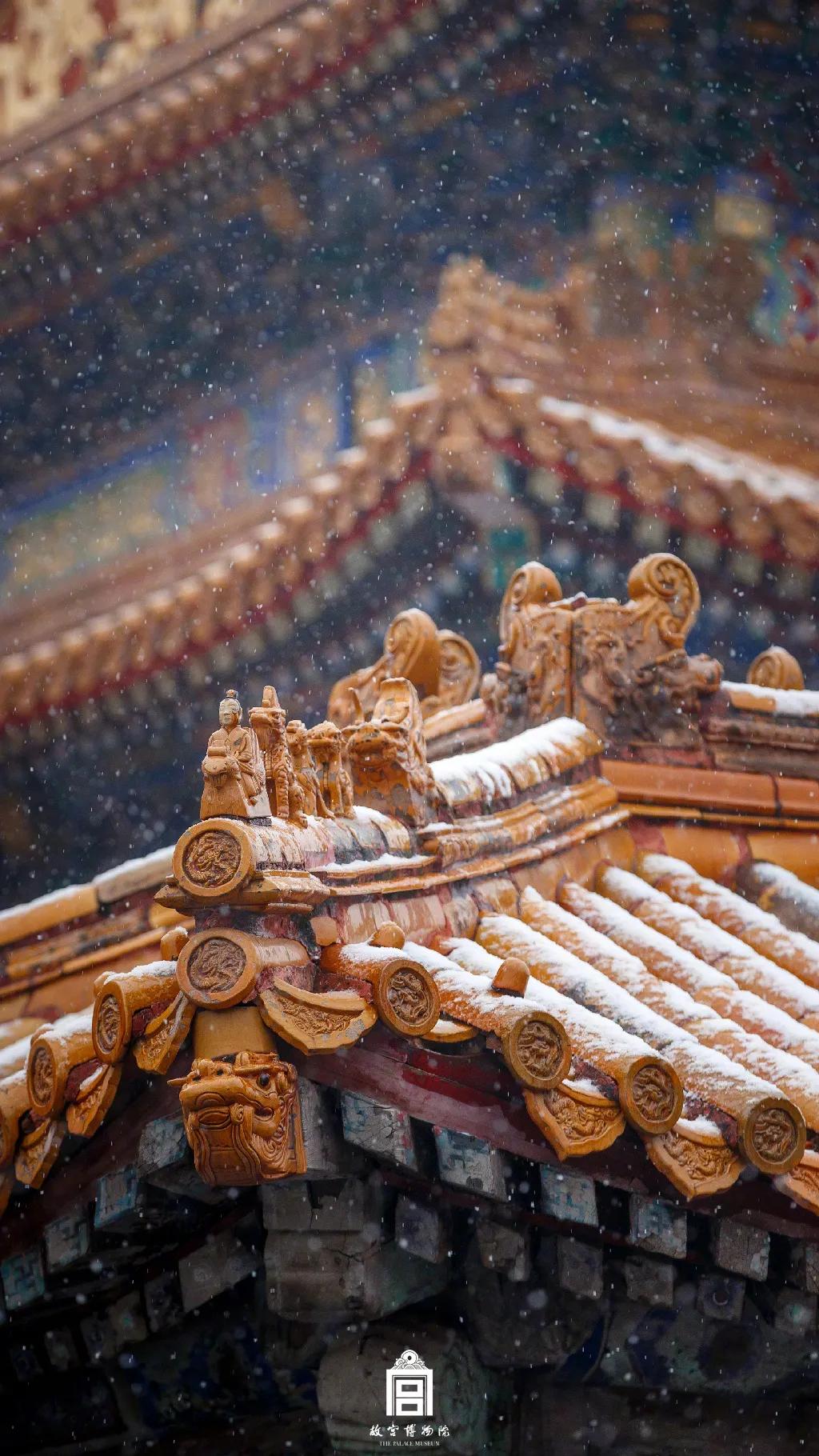 近日,北京城迎来了2020年第一场雪,雪中的故宫异常美丽,有一种穿越的