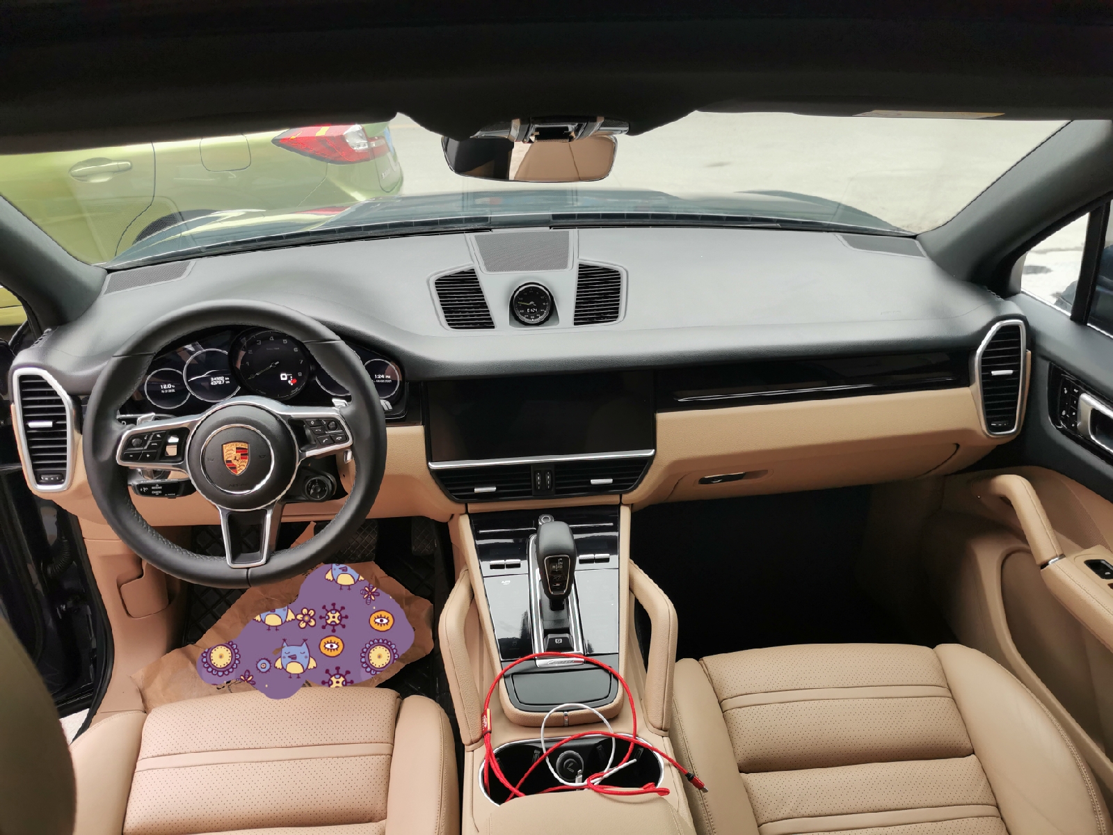 請(qǐng)問：這樣的精修車得有多少人要栽在上面？
