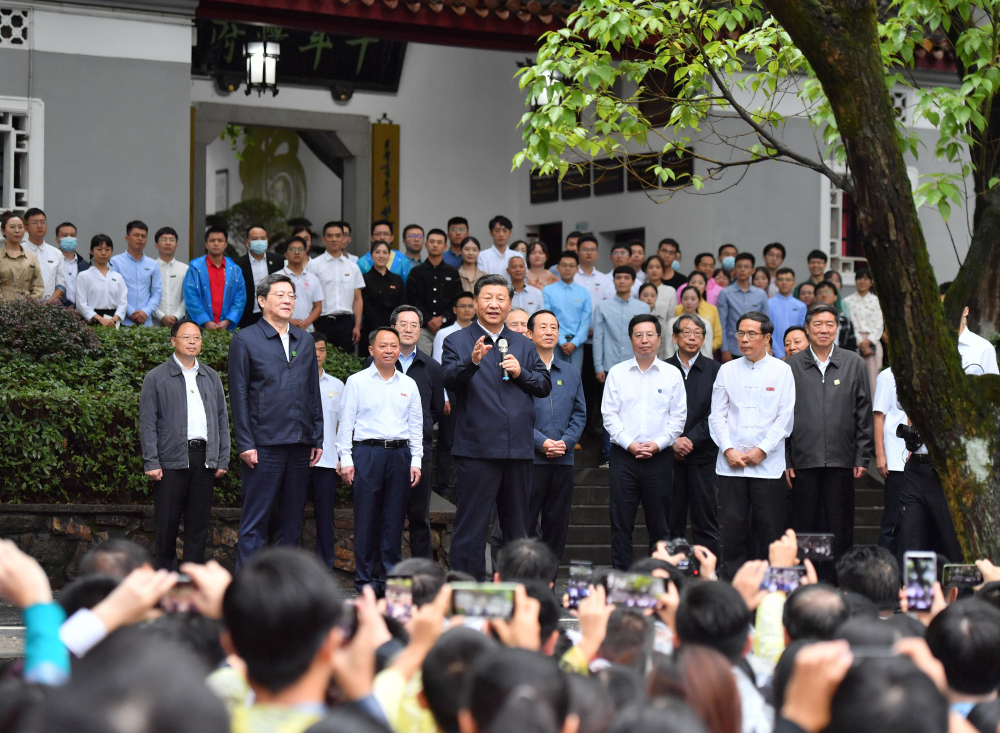 习近平：在推动高质量发展上闯出新路子 谱写新时代中国特色社会主义湖南新篇章