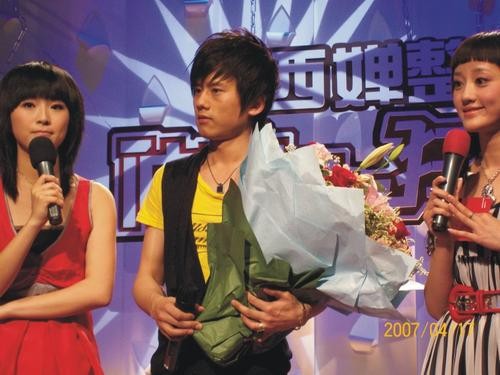 張傑真的給足了謝娜安全感：任何時候都不讓謝娜感到失落