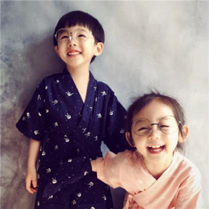 情侣头像小孩一人一张，呆萌一男一女高清