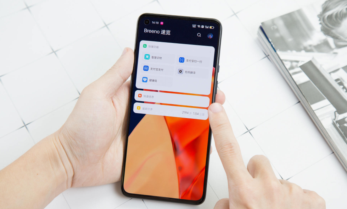 为什么买手机不推荐6GB和12GB内存？浪费是次要，还有另外2个原因