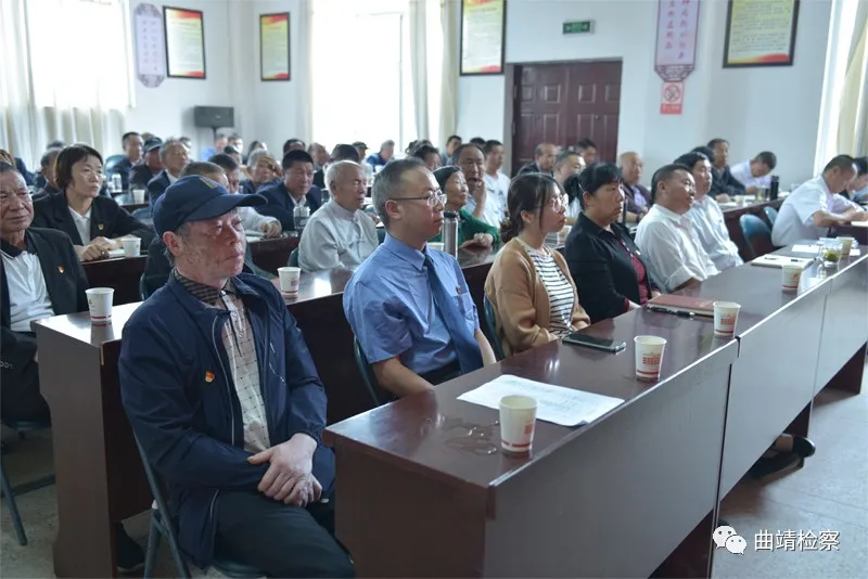 【我为群众办实事】检察护航 “典”亮生活 曲靖市检察院开展 “双报到双服务双报告”法治宣传进社区活动