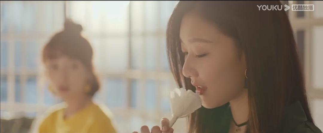 一部女一和女二“拿错剧本”的校园青春剧，竟然意外的有点好看