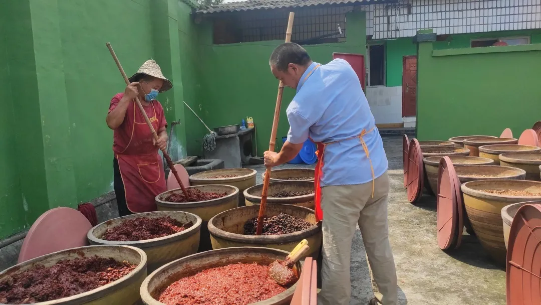 寻找鹃乡手艺人丨陈述承：绍丰和牌郫县豆瓣第六代传人