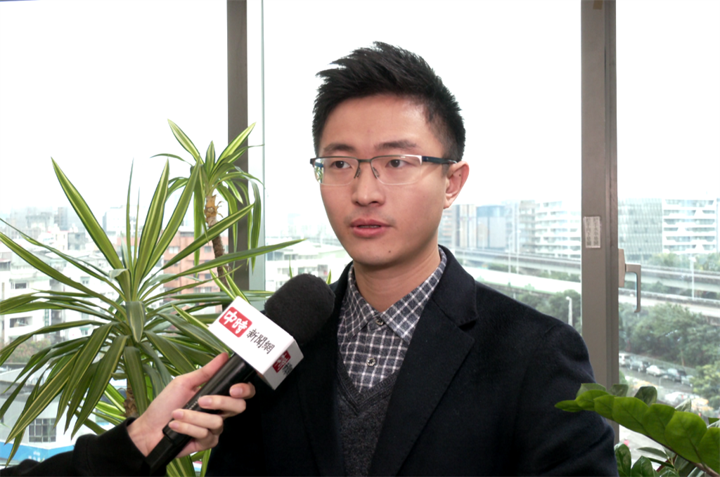 批民進黨防疫雙標，侯漢廷痛斥：周玉蔻是�指揮中心�的奶奶嗎？