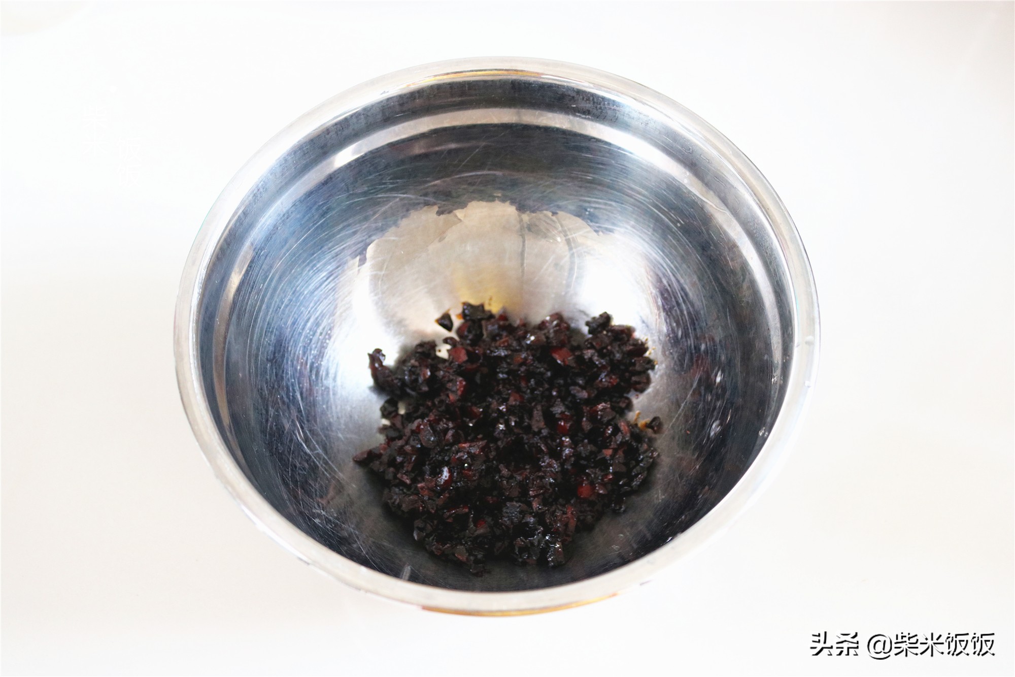 3个鸡蛋，一把红枣，做一款简单又好吃的枣糕，味道太正了