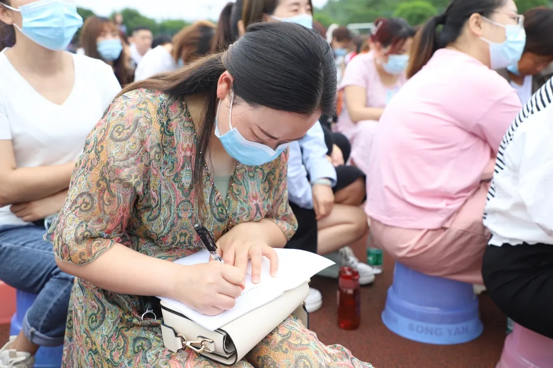 为孩子鼓励喝彩 扬孩子理想风帆丨天府新区煎茶小学家庭教育活动