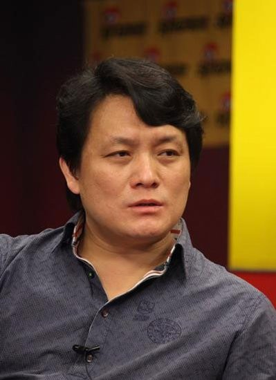 巨兴茂的心酸成名史，靠“扮丑”出名，从配角