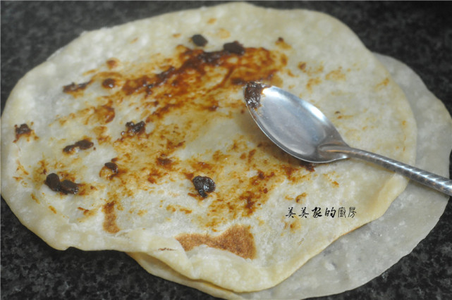 自製墨西哥雞肉捲，5分鐘就上桌，不用揉麵真省事，孩子的最愛