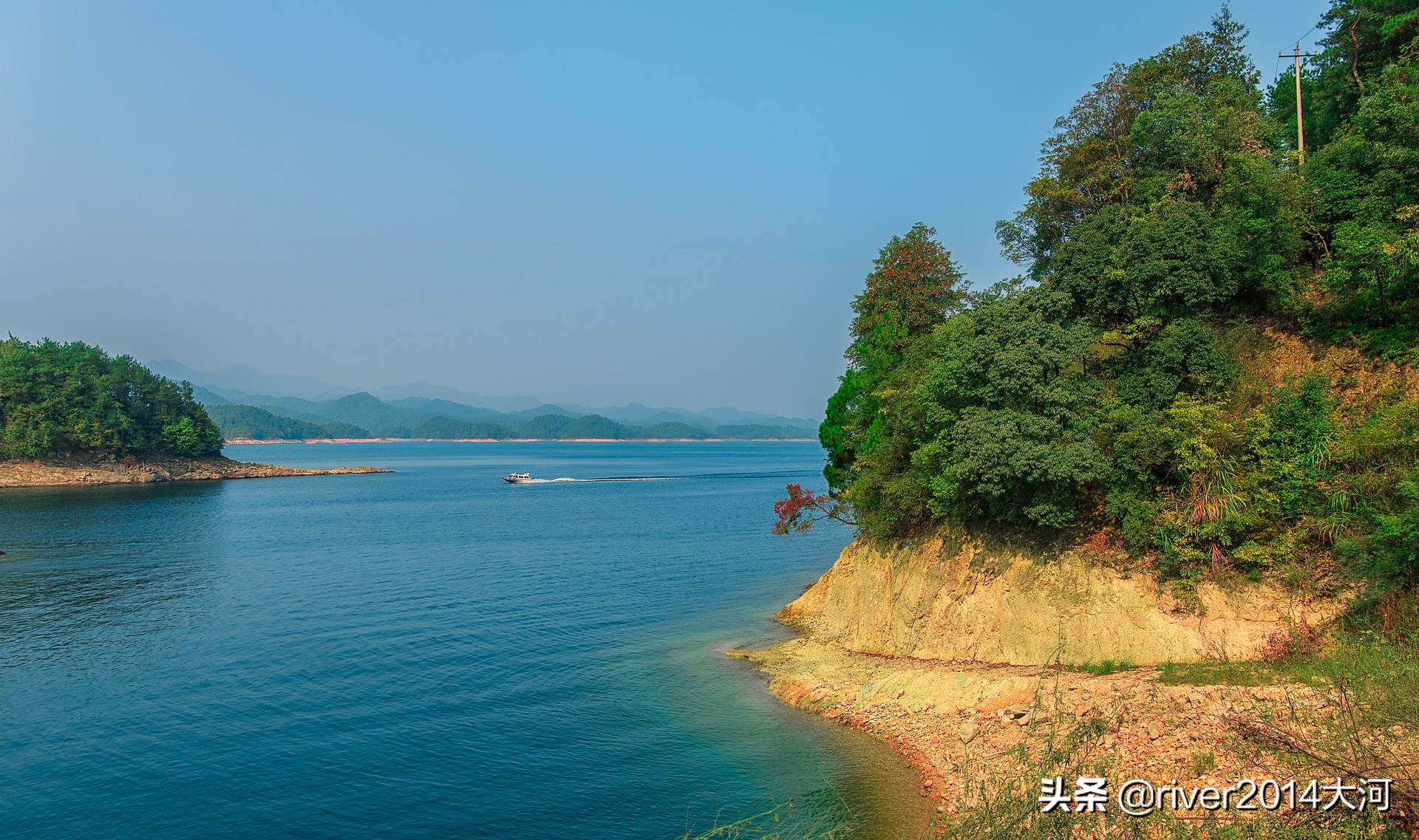 世界上共有3座千岛湖其中两座在中国，浙江和湖北各有一座