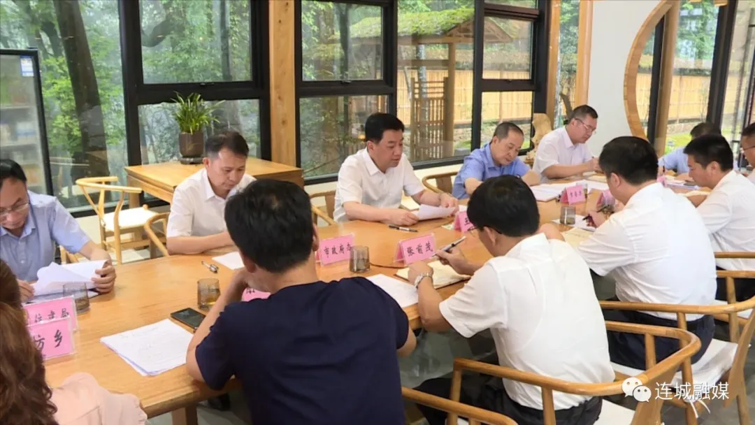 市領(lǐng)導(dǎo)來蓮開展鄉(xiāng)村振興“一縣一片區(qū)”調(diào)研