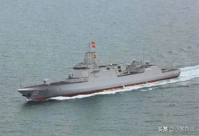 “江西舰队”：有各型军舰10艘，含055万吨大驱、071型船坞登陆舰