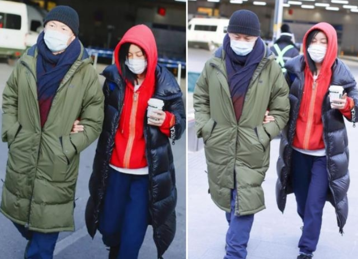 那英夫妇挽臂出行,身价上亿只穿600元棉袄,富