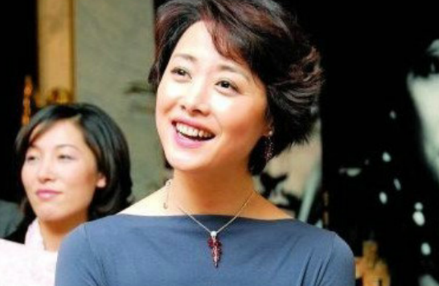 张若昀后妈刘蓓，带着二婚的孩子再嫁前夫，她的故事比想象中精彩