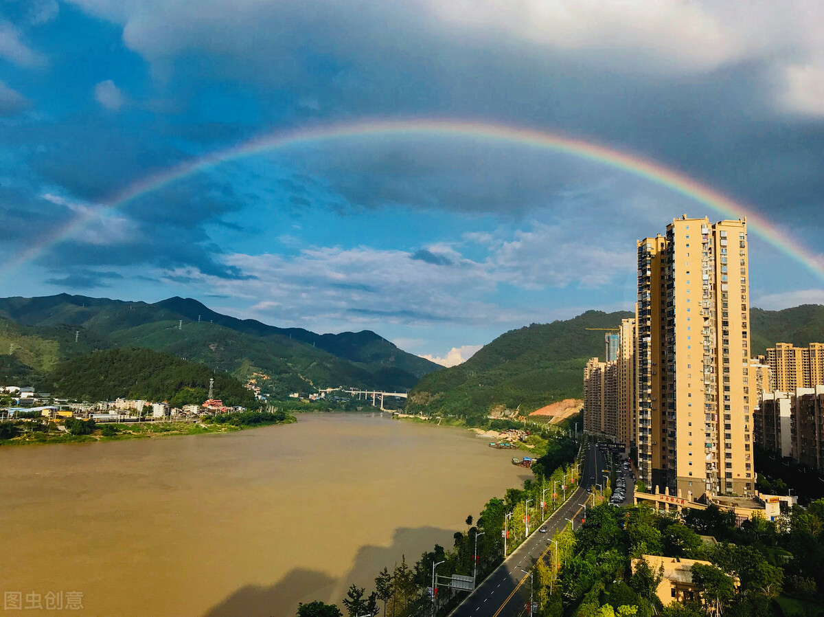 高房价七寸被击中？今年起，楼市迎来三大新规