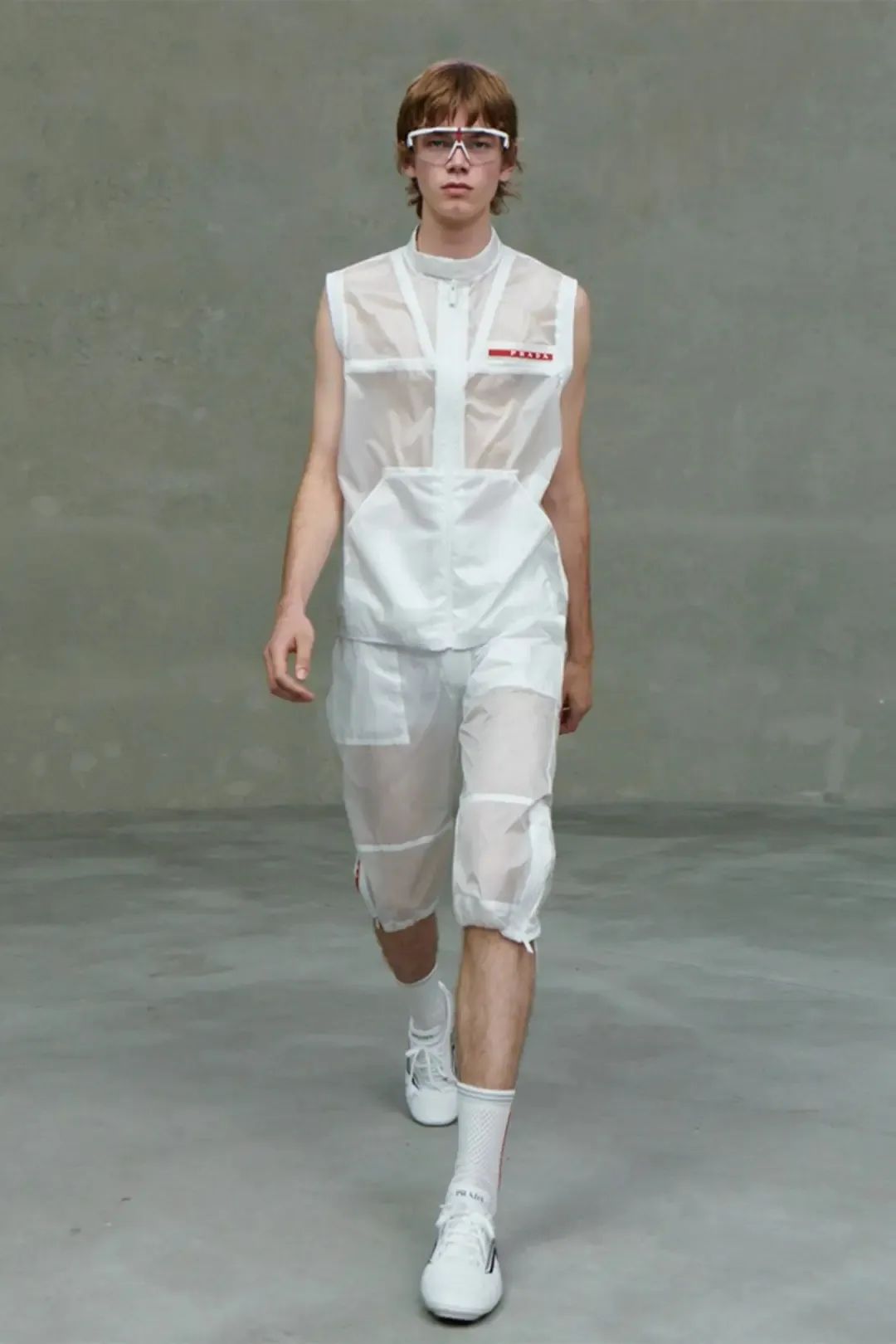 Prada 2021春夏多重视角未演之秀
