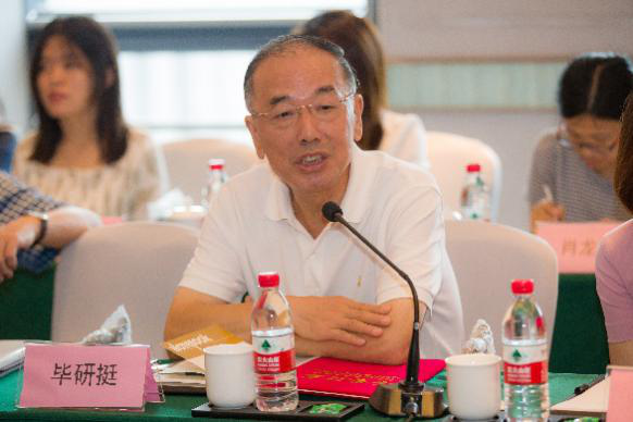 山东北大校友会三届六次常务理事会在济南召开