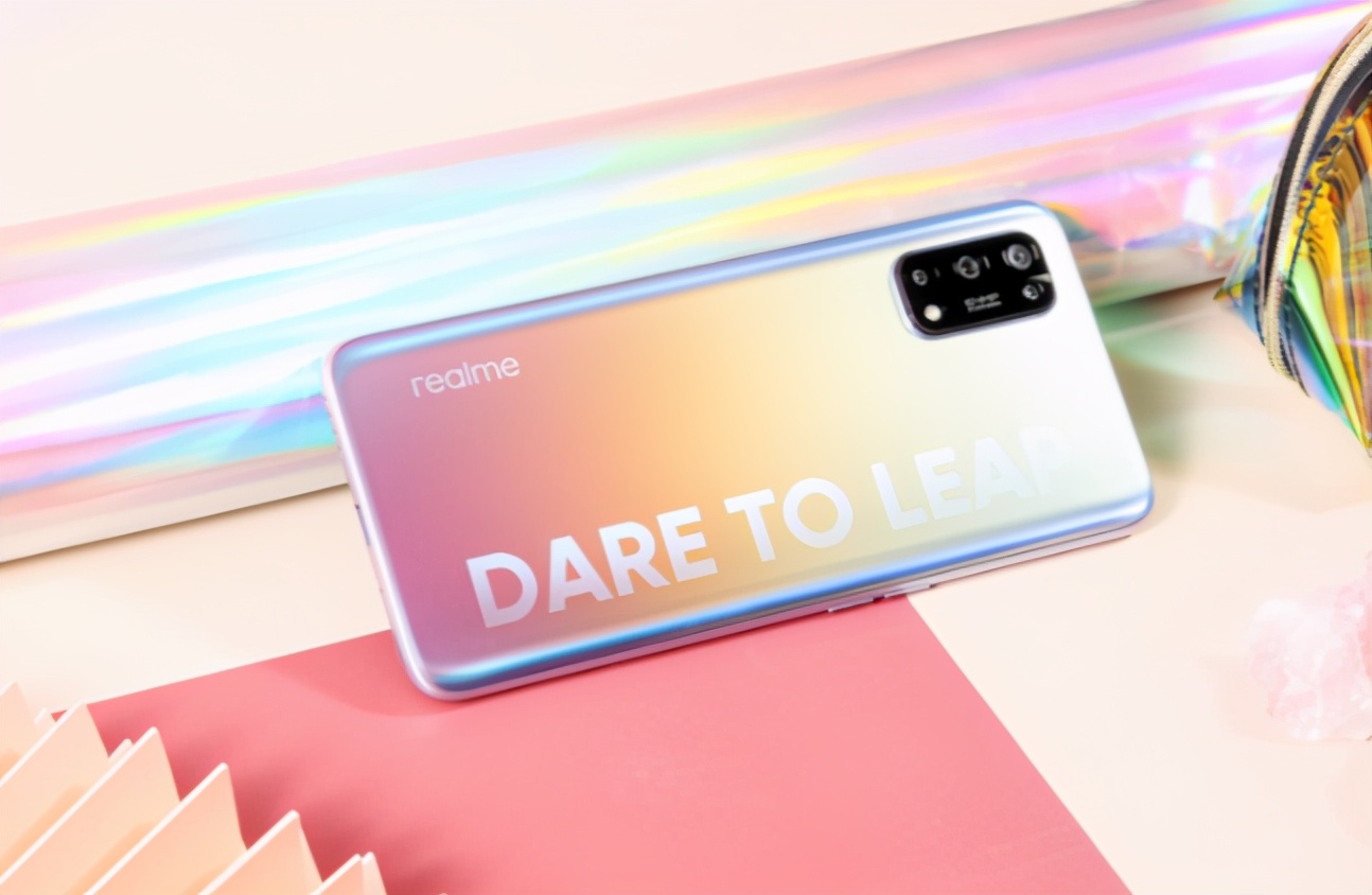 手机足够用就行了！预算2000元这5款手机超值，堆料十足