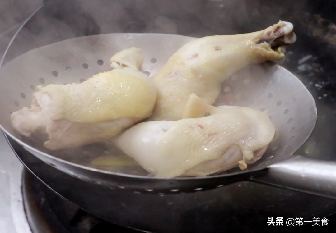 圖片[8]-蔥油手撕雞家常做法 做一次就能成功 原汁原味 肉鮮味美又好吃-起舞食譜網