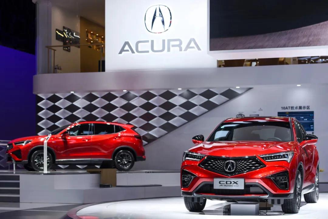 牧马人“触电”，传祺影豹内饰亮相，上海车展的广汽集团有看头