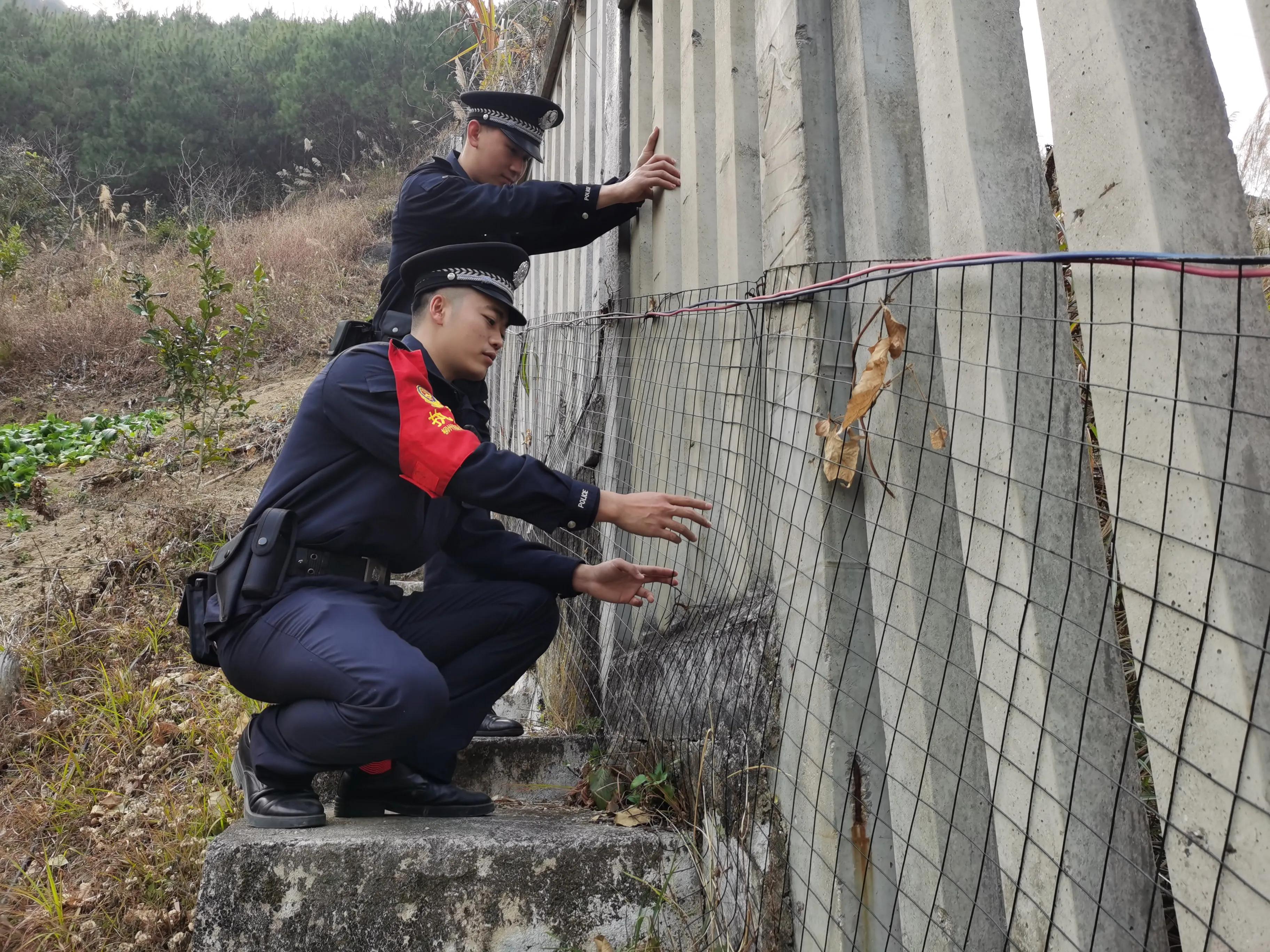 “十年磨双剑，霜刃把示君”记瑶族兄弟铁警的从警故事 十年,双剑,霜刃,君,瑶族