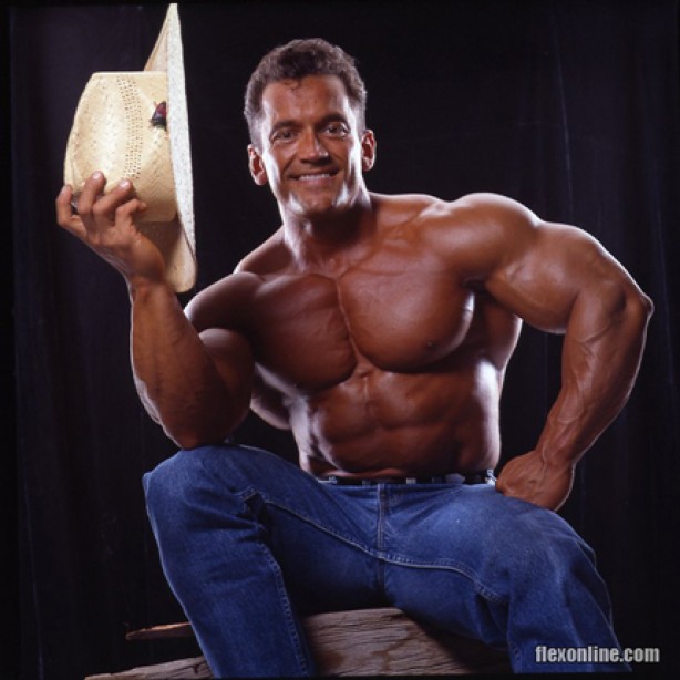 “巨人杀手”李拉布拉达：健美黄金时代的传奇，奥赛的无冕之王