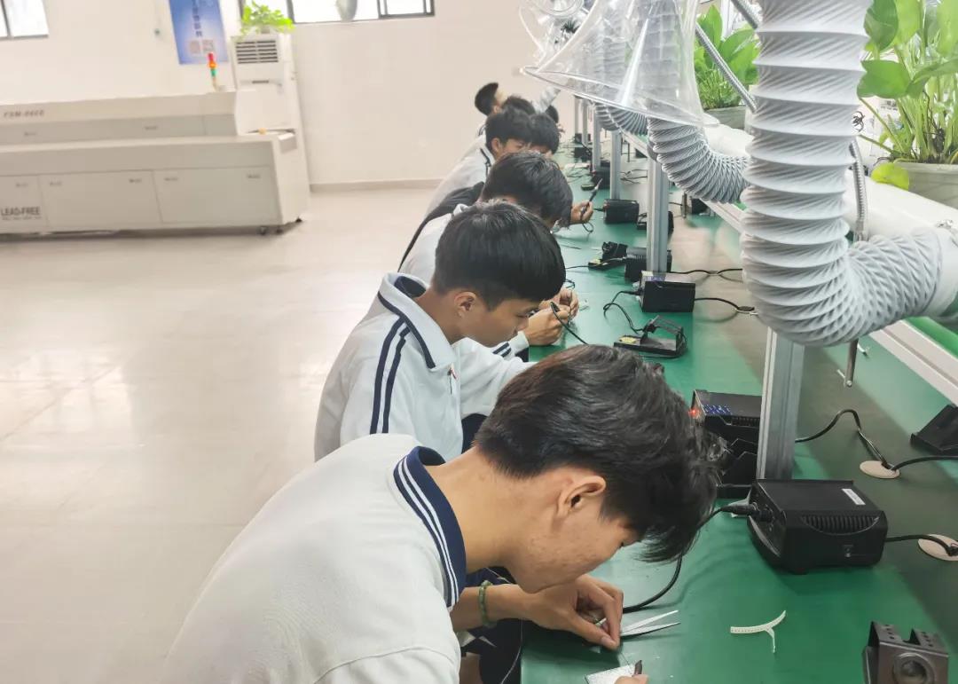 「校园纪事·北海中职·智能制造专业」愿我们的激情不退散