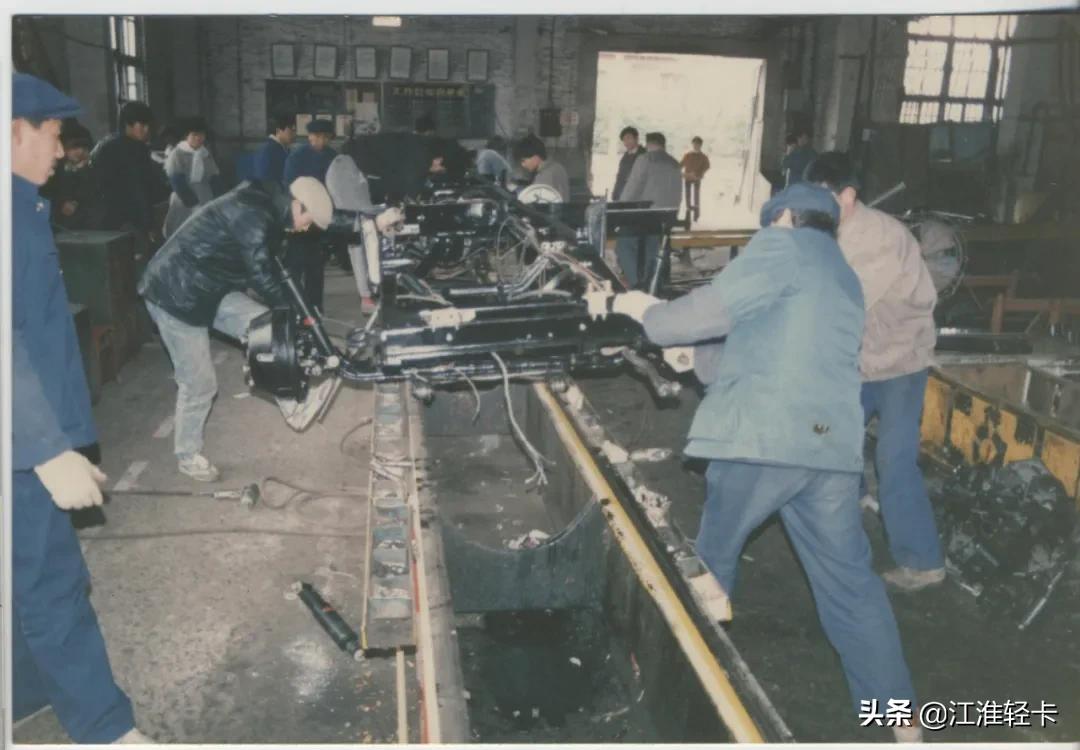 50年再聚首，追忆激情燃烧的岁月｜从蓝布衣到红工装