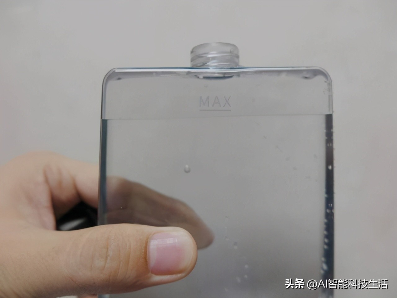 吸拖洗一体 清洁完即干 吉米x8速干洗地机舒爽体验