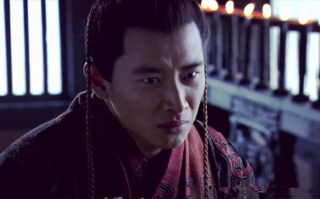 董卓有4位大将，吕布第一华雄第四，那么排名第