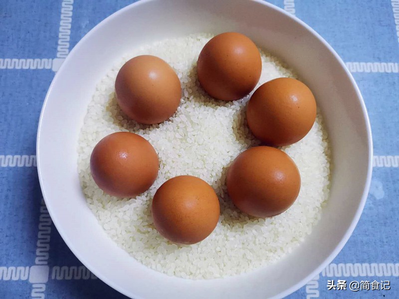 年後，吃不了的雞蛋，應該怎樣保存？ 教你1招，放60天照樣新鮮