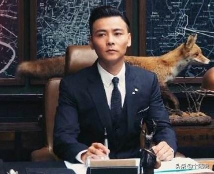 “胡子一刮，人设崩塌”的男星，张涵予不算什