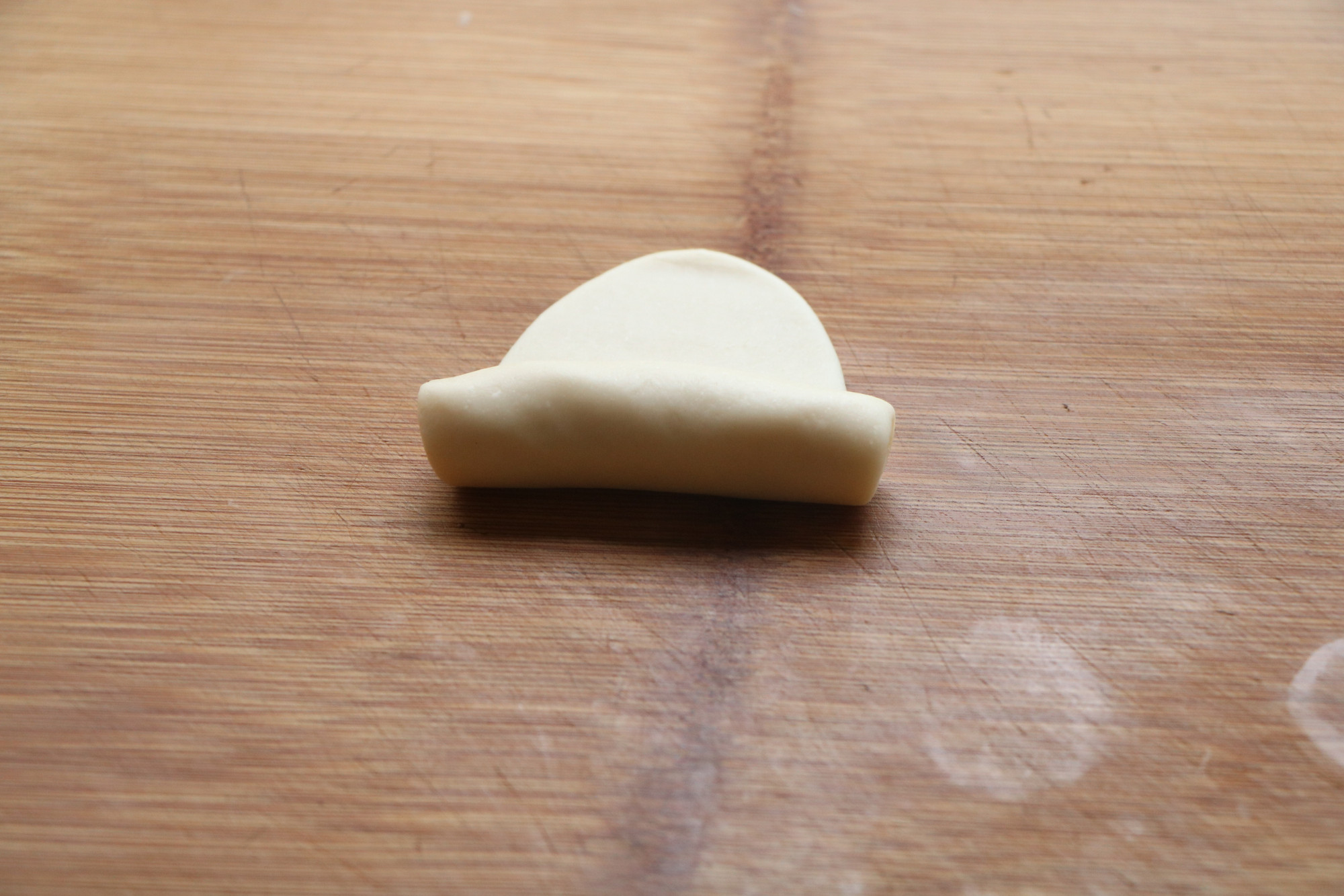 外面一个要8块钱，自己在家做好吃无添加，咬一口酥得掉渣，太香