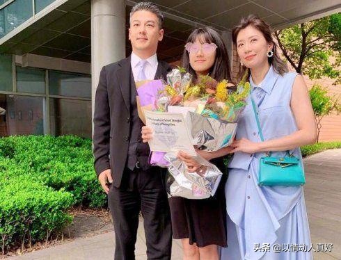 46岁贾静雯二婚生二孩后落泪：现在才明白嫁得好，不是因为选对人