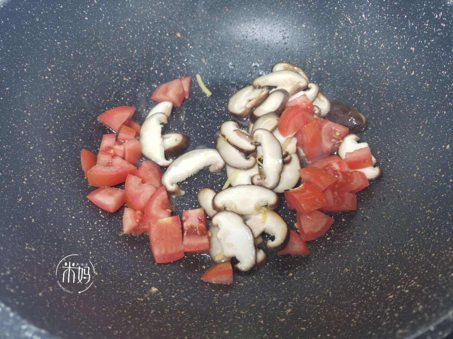 图片[9]-虾仁鸡蛋菌菇汤做法步骤图 低脂高蛋白营养好赛过大鱼大肉-起舞食谱网