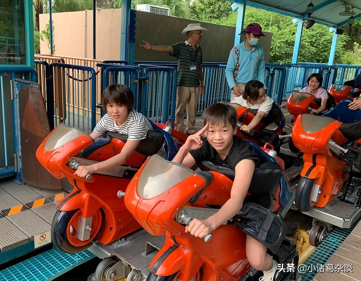 全红婵出现了！发50个字感言，享超级VIP待遇，穿国家队泳衣游泳